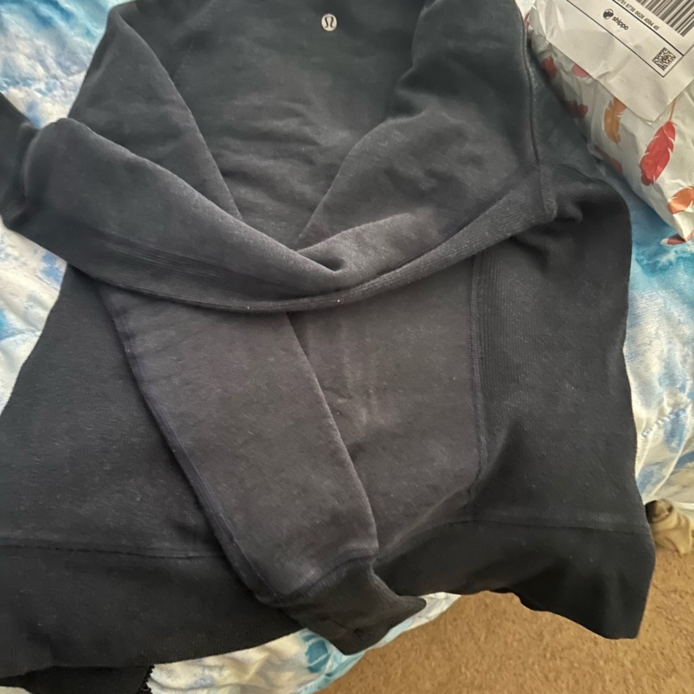 Lululemon Rare Manifesto blue jacket